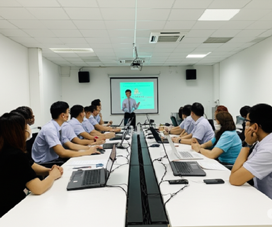 Các khóa học huấn luyện an toàn